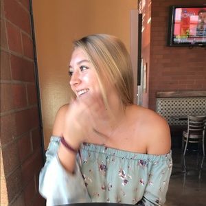 Meet your Posher, Carly